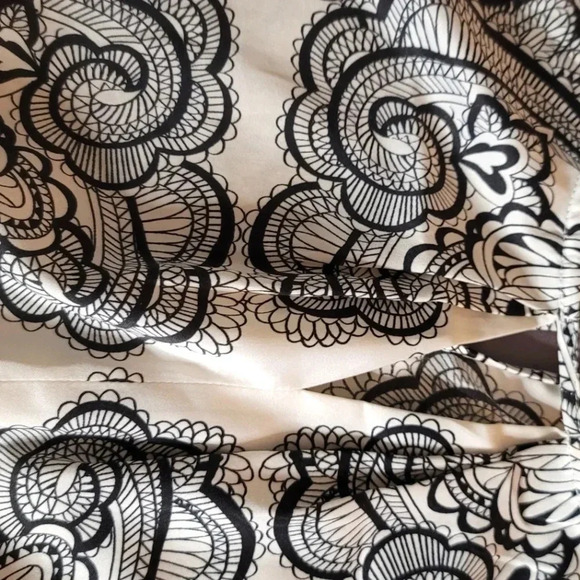 The Limited top tunic blouse black& Ivory size xs - Picture 3 of 8